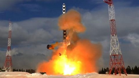 „Сармат“, „Посейдон“ и Ормуз: Москва и Пекин пренареждат света, ЕС губи контрол